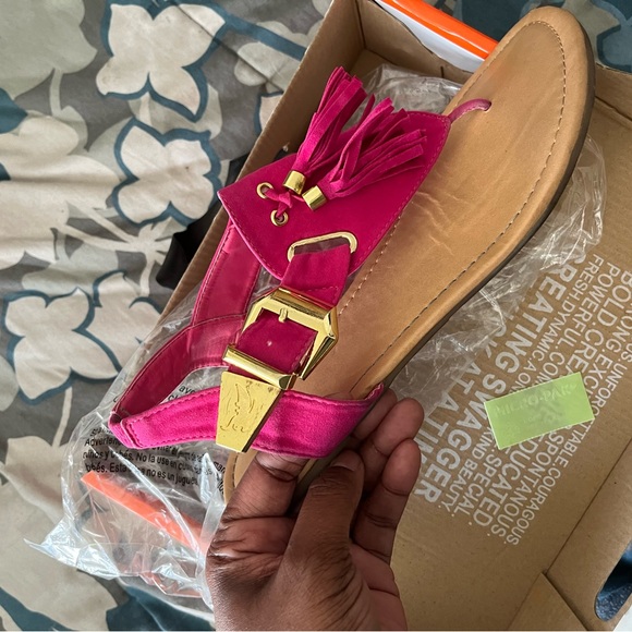 Shoes - Picture 11 of 16